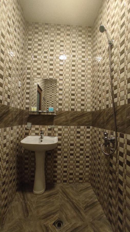 Guesthouse Mabu - 4 Newly Built Rooms In The Heart Of メスティア エクステリア 写真